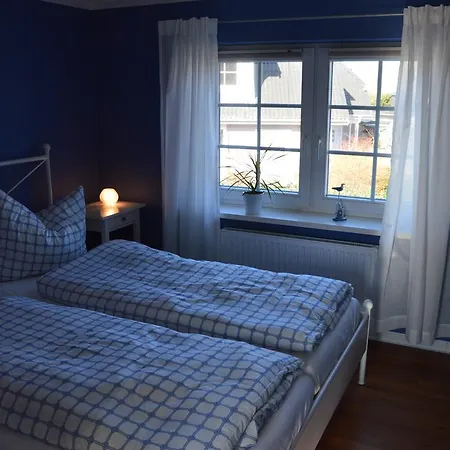 Ferienwohnung Gänsemarkt Born Zimmer foto